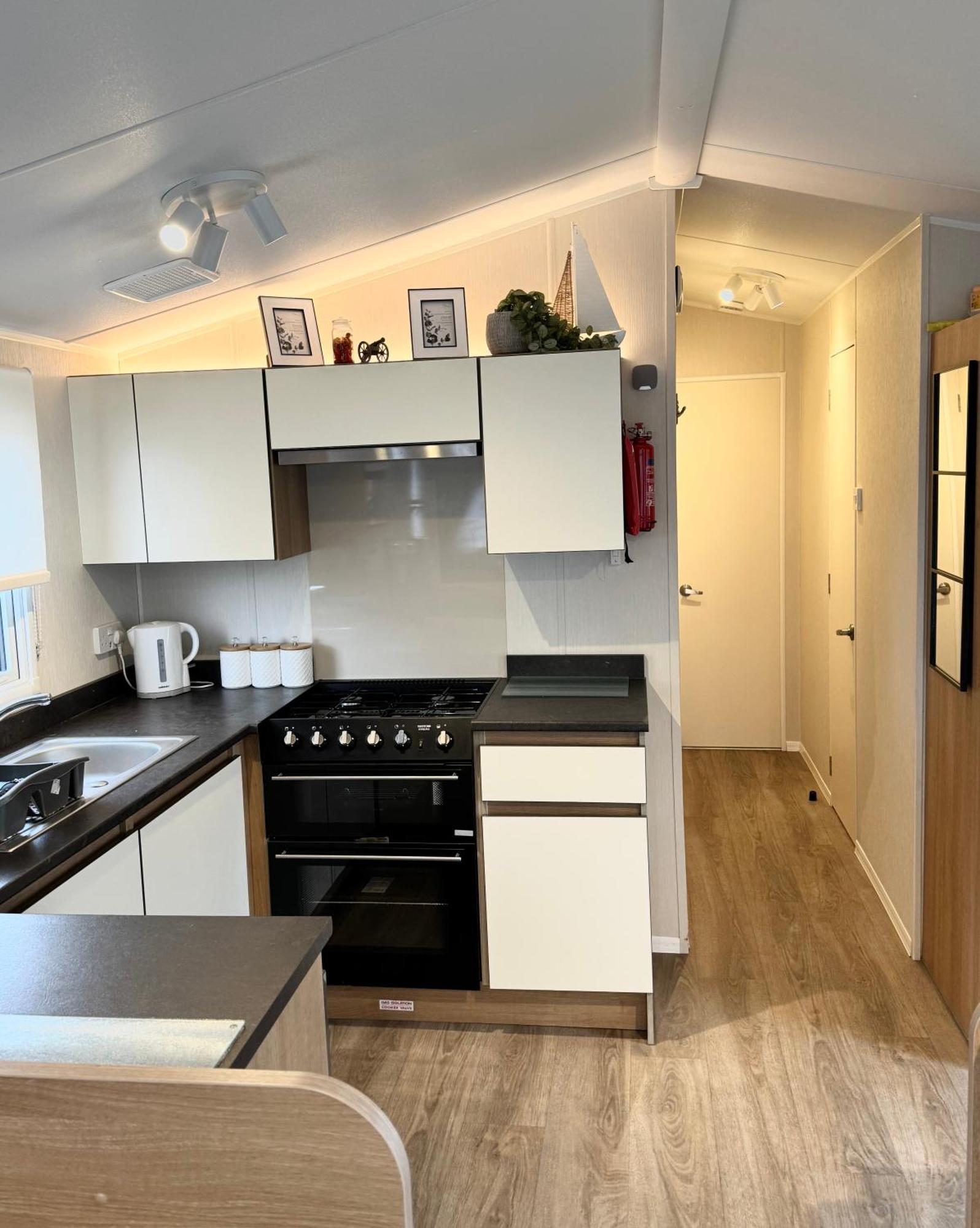 Oaken Caravan - Golden Sands Away Resorts Kinmel Bay المظهر الخارجي الصورة